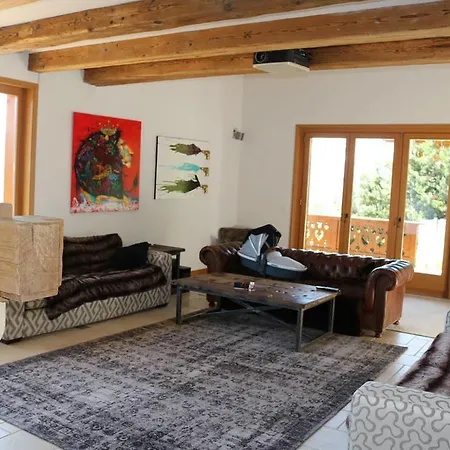 Chalet Falcon